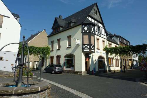 Foto - Wohnung zum Mieten in Winningen 475,00 € 60 m²