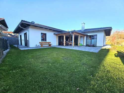 Foto - Haus zum Kaufen in Regen 689.000,00 € 146.9 m²