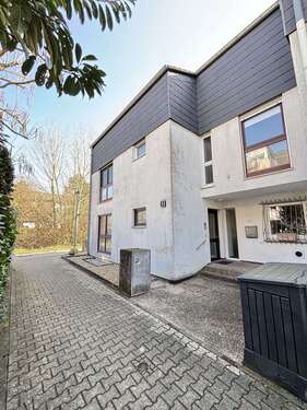 Foto - Haus zum Kaufen in Neu-Isenburg 1.100.000,00 € 253.25 m²