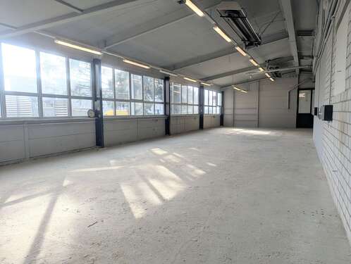 Foto - Halle in Magstadt 2.250,00 € 200 m²
