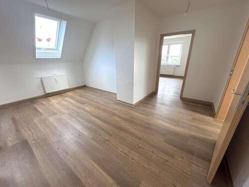 Foto - Wohnung zum Mieten in Langenbernsdorf 495,00 € 64 m²