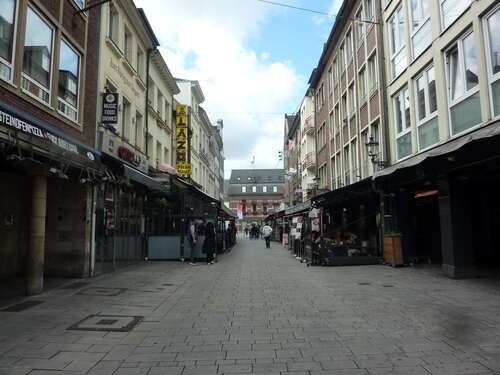 Foto - Haus zum Kaufen in Düsseldorf 4.000.000,00 € 507 m²