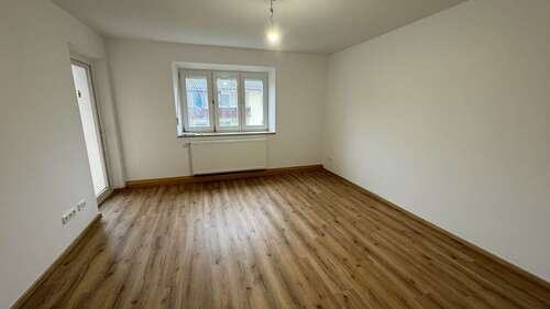 Foto - Wohnung zum Mieten in Traunstein 598,56 € 49.88 m²