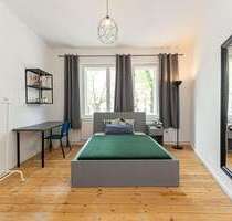 WG-Zimmer in Berlin 680,00 € 14 m²