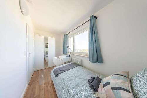 Foto - WG-Zimmer in Frankfurt am Main 605,00 € 12 m²