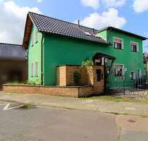 Haus zum Kaufen in Köln Rondorf 1.700.000,00 € 364 m² - Köln / Rondorf