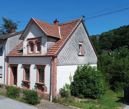 Foto - Haus zum Kaufen in Mittelbrunn 69.000,00 € 84.86 m²