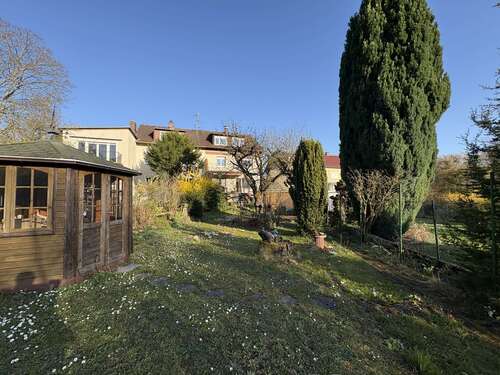 Foto - Haus zum Kaufen in Frankfurt Nieder-Eschbach 799.000,00 € 193.8 m²
