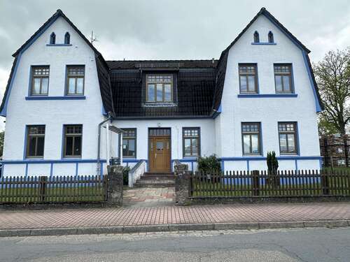 Foto - Haus zum Kaufen in Suderburg 345.000,00 € 267.6 m²