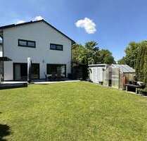 Haus zum Kaufen in Stadtbergen 1.490.000,00 € 317 m²