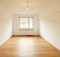 Wohnung zum Kaufen in Düsseldorf 369.000,00 € 77.05 m²