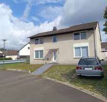 Haus zum Kaufen in Hennef 449.000,00 € 200 m²