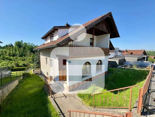 Foto - Haus zum Kaufen in Hauzenberg 214.000,00 € 134 m²