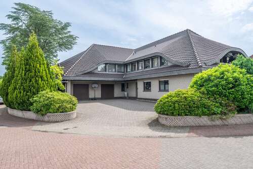 Foto - Haus zum Kaufen in Dinklage 499.000,00 € 417.6 m²