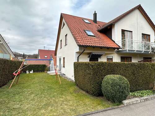 Foto - Haus zum Kaufen in Welden 570.000,00 € 146 m²