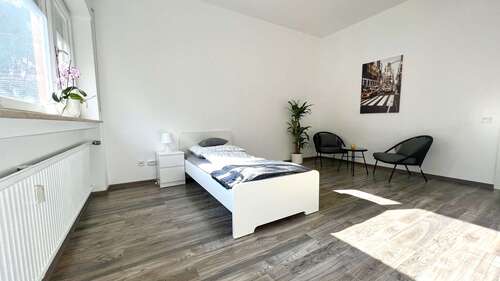Foto - Wohnung zum Mieten in Esslingen am Neckar 470,00 € 12 m²
