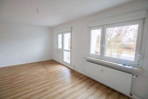 Foto - Wohnung zum Mieten in Halle (Saale) 323,00 € 64.47 m²