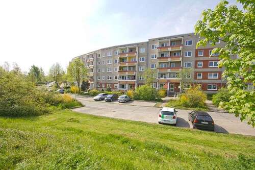 Foto - Wohnung zum Mieten in Halle (Saale) 323,00 € 64.47 m²