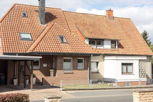 Foto - Haus zum Kaufen in Springe-Gestorf 555.000,00 € 198 m²