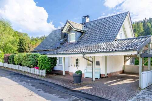 Foto - Haus zum Kaufen in Schönbrunn 487.000,00 € 151 m²