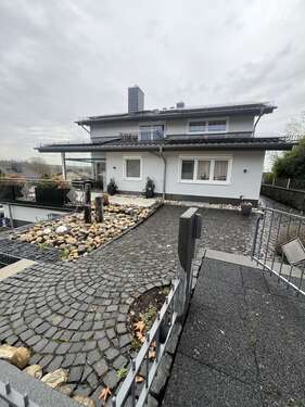 Foto - Haus zum Kaufen in Reiskirchen 895.000,00 € 387 m²