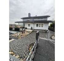 Haus zum Kaufen in Reiskirchen 895.000,00 € 387 m²