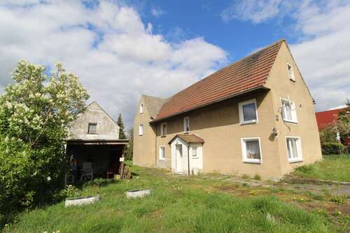 Foto - Haus zum Kaufen in Langenleuba-Niederhain 49.500,00 € 131 m²