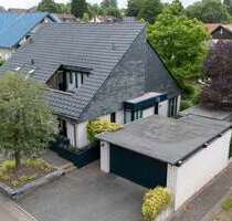 Haus zum Kaufen in Solingen Höhscheid 1.174.000,00 € 263.29 m² - Solingen / Höhscheid