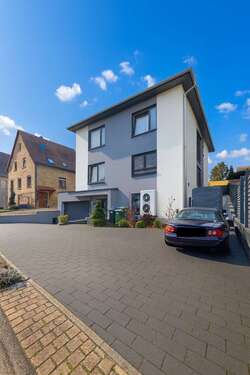 Foto - Haus zum Kaufen in Oberderdingen 1.100.000,00 € 270 m²