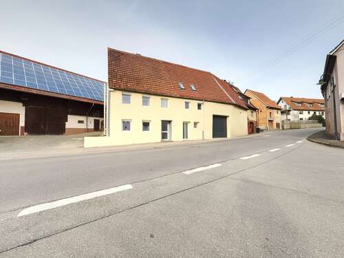 Foto - Haus zum Kaufen in Münsingen 249.000,00 € 168.88 m²