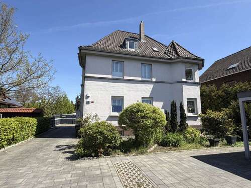 Foto - Haus zum Kaufen in Peine 389.000,00 € 200 m²