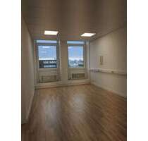Büro in Berlin 360,00 € 30 m² - 360,00 EUR Kaltmiete, ca.  30,00 m² in Berlin (PLZ: 12057)