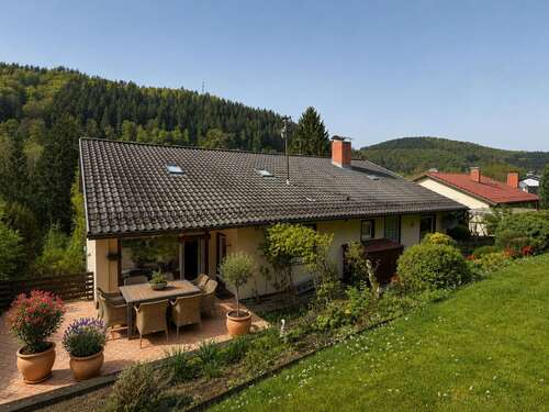 Foto - Haus zum Kaufen in Neckargemünd 595.000,00 € 213 m²
