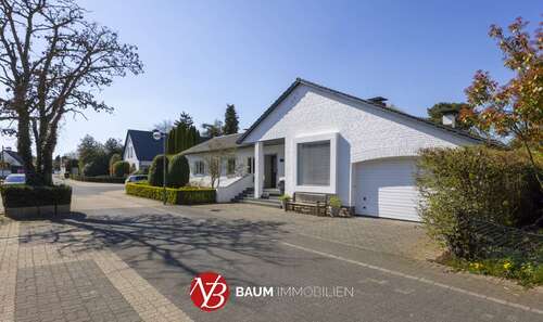 Foto - Haus zum Mieten in Meerbusch 4.950,00 € 300 m²