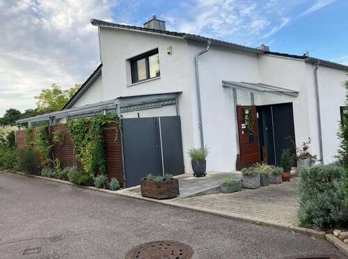 Foto - Haus zum Kaufen in Neckarsulm 749.000,00 € 131 m²