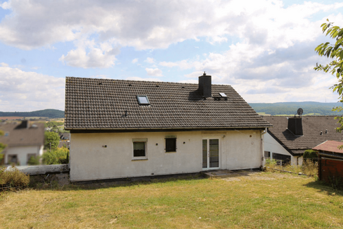 Foto - Haus zum Kaufen in Ahnatal 329.000,00 € 211.27 m²