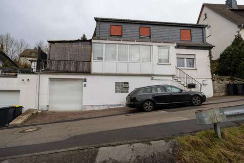 Foto - Haus zum Kaufen in Finnentrop Heggen 195.000,00 € 150 m²