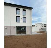 Haus zum Mieten in Biblis 1.825,00 € 146 m²