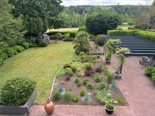 Foto - Haus zum Kaufen in Oberursel 3.890.000,00 € 304 m²