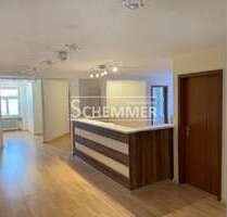 Büro in Waldkirch 1.390,00 € 151 m²
