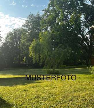 Foto - Grundstück zu verkaufen in Berlin - Alt-Hohenschönhausen) 550.000,00 € 950 m²