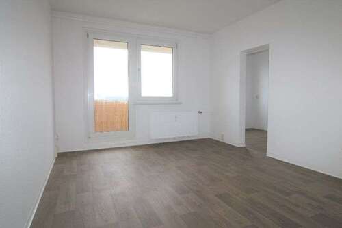 Foto - Wohnung zum Mieten in Schwerin 420,00 € 66.72 m²