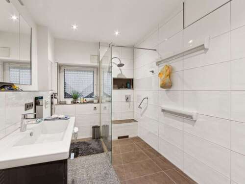 Foto - Wohnung zum Kaufen in Oberhausen 249.999,00 € 102 m²