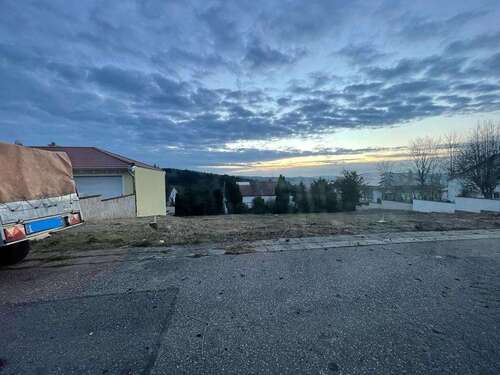 Foto - Grundstück zu verkaufen in Bad Abbach 450.000,00 € 669 m²