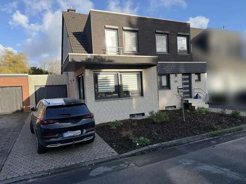 Foto - Haus zum Kaufen in Langerwehe 378.000,00 € 145 m²