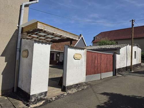 Foto - Haus zum Kaufen in Freienbessingen 55.000,00 € 125 m²