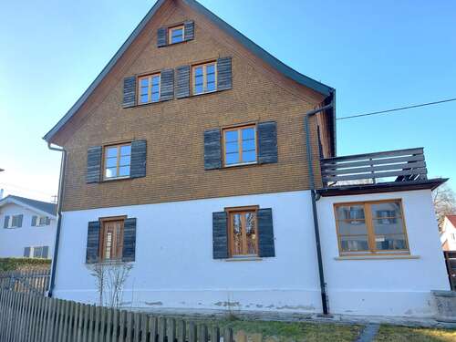 Foto - Haus zum Kaufen in Altshausen 365.000,00 € 200 m²