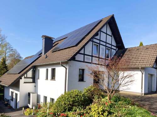 Foto - Haus zum Kaufen in Nümbrecht 580.000,00 € 220 m²