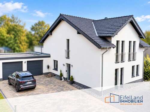 Foto - Haus zum Kaufen in Nideggen Schmidt 699.000,00 € 201.97 m²