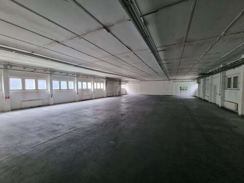 Foto - Halle in Burg 2.004,00 € 358 m²